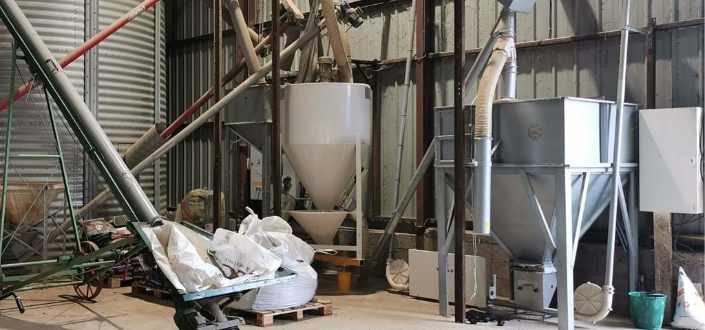 Fabrique d'aliments SKIOLD pour vaches laitières en production AOP Comté - Jura